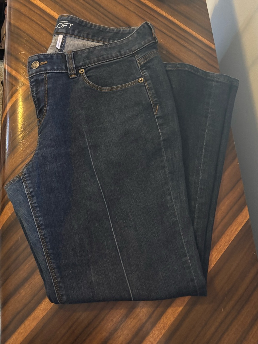 LOFT Woman’s Curvy Flare Jeans/ Size 10